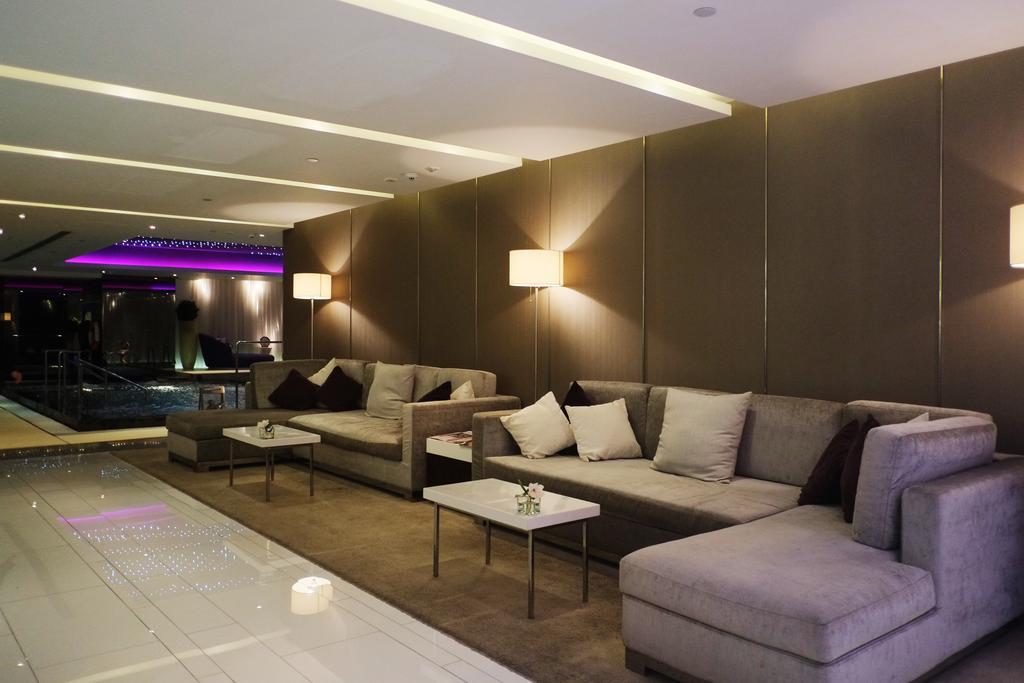 Hotel The Mira Hongkong Exterior foto The lobby of the hotel